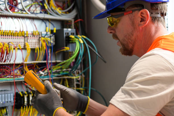 Best 24-Hour Electrician  in Maple Grove, MN